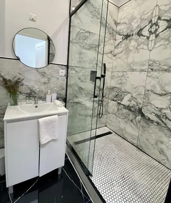 Jacuzzi Clim Proche Centre Apartment Avignon 0*,  France